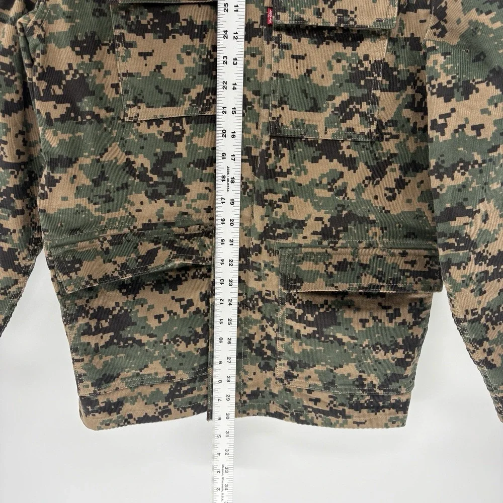 Vintage Levis Digital Camo Corduroy Chore Jacket Hidden Button Rare Y2K Men M
